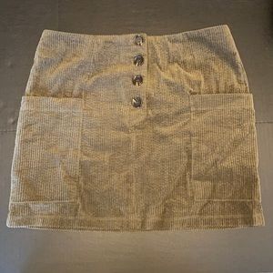 Army green button up corduroy skirt with pockets!!!